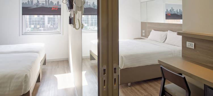 曼谷素里翁 Easy Planet 酒店(Easy Planet Bangkok Surawong)图片