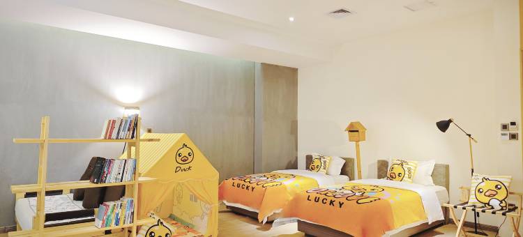 桂林住在书店酒店(桂林两江四湖火车站店)图片