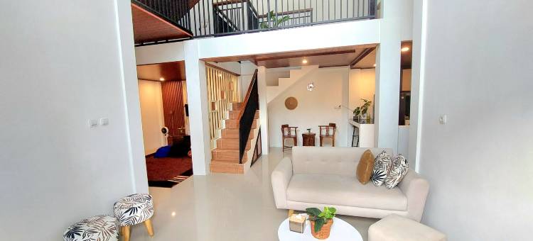 Yustien Homestay Jogja 3 Bedroom图片