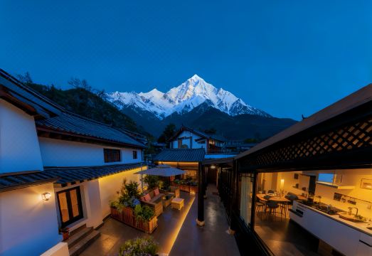 院中院?巷舍设计师静谧花园美宿（丽江古城木府店）外景图