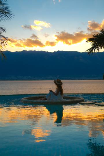 大理牧心堡·VILLA悬崖海景度假庄园(洱海文笔村店)图片