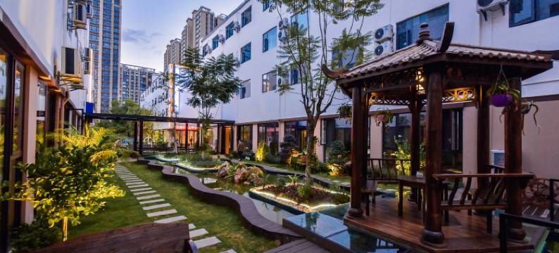 大理理途酒店(洱海站店)图片