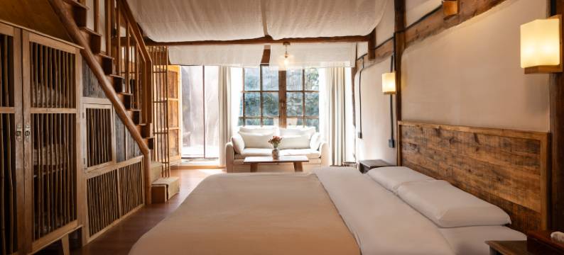 海螺沟弥生民宿(燕子沟店)图片