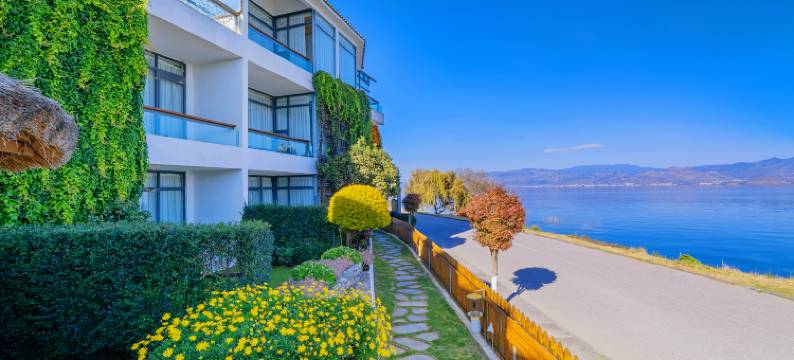 安扬·兰卡梵居Vi1la 270°一线海景假日花园美宿(洱海廊道店)图片