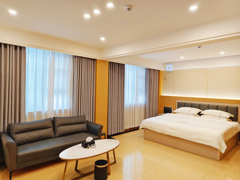 乐昌河西大酒店(坪石镇店)