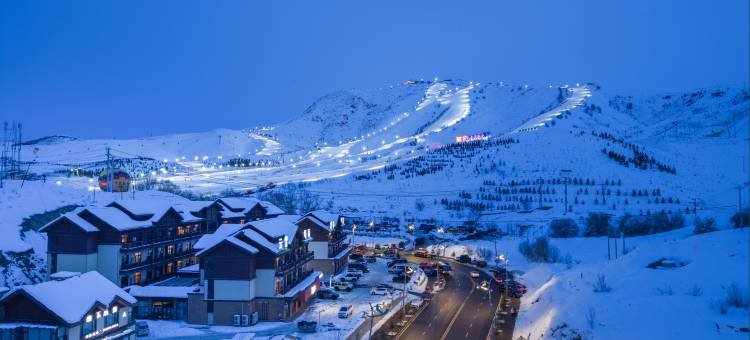 莲夏望雪居(将军山滑雪场店)图片
