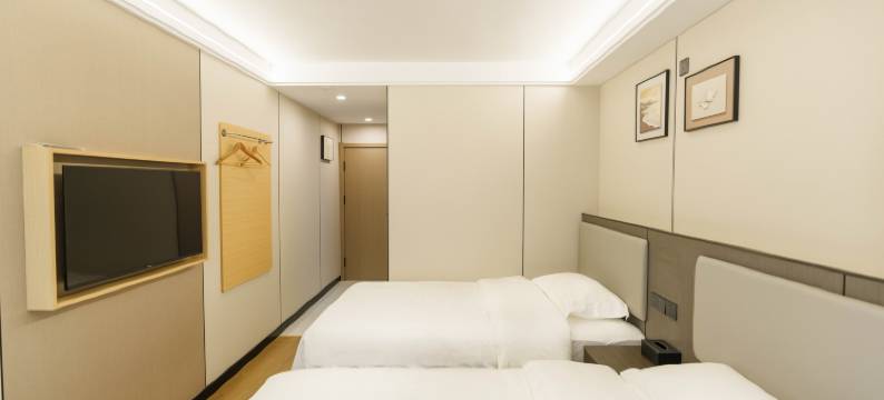 如家UP华驿精选酒店(大连北站南广场店)图片