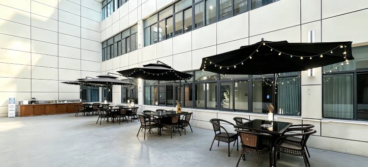 雅斯特国际酒店(武汉天地汉口江滩店)图片