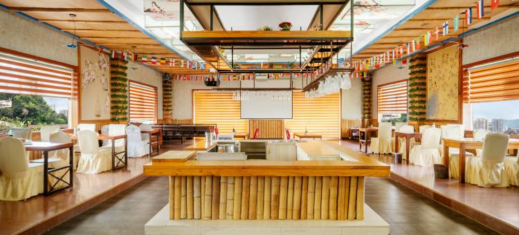 嗨乐途电竞酒店(榕江汽车站村超足球场店)图片