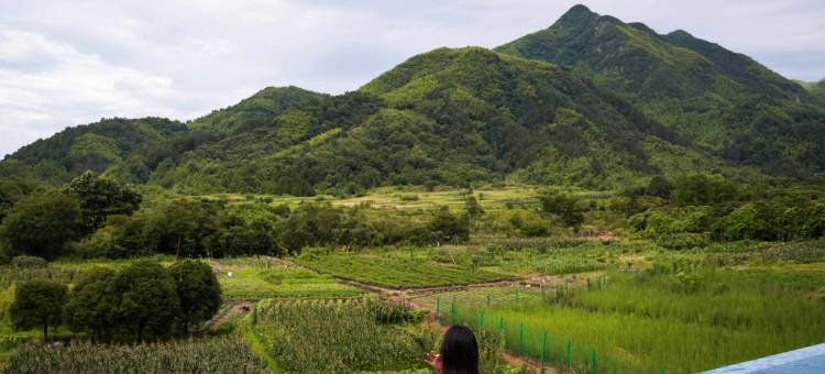 念山|心与山契Mountain View山奢私汤民宿(鱼鳞坝亲水乐园店)图片