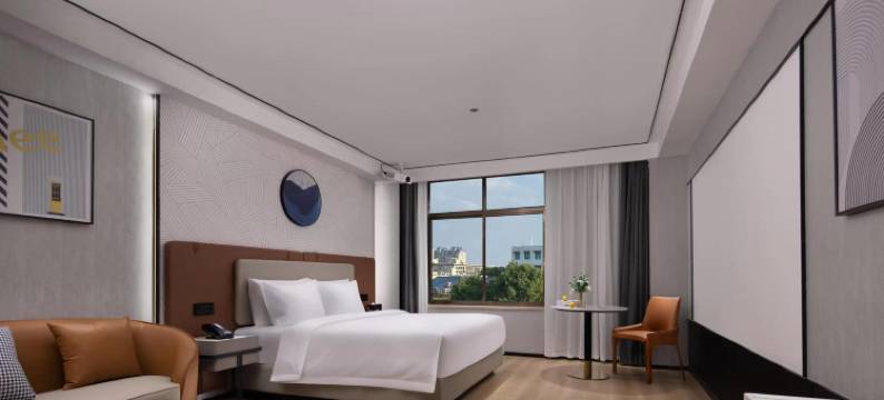 欢漫酒店(麓谷科技园涧塘地铁站店)图片