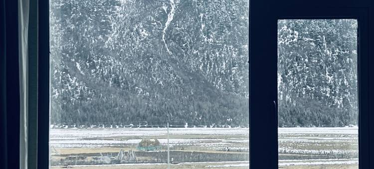 平措康桑八宿然乌湖富氧酒店图片