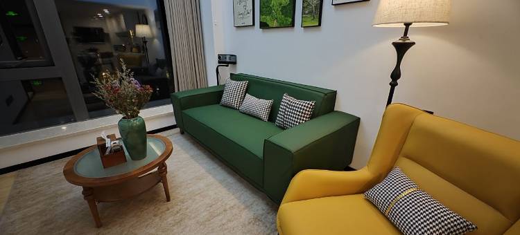 比宁而居海景Loft公寓(龙光世纪商务中心高铁站店)图片