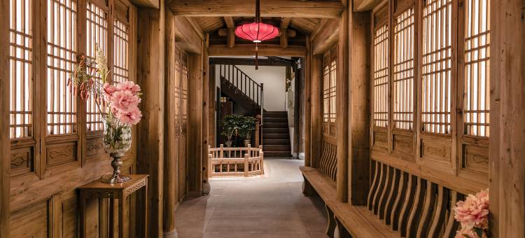 三厅井·客家土楼民宿(长汀古城墙卧龙书院店)图片