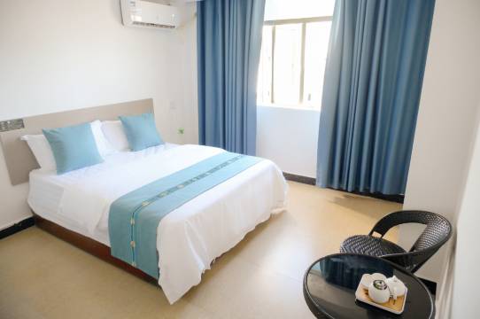 陵水新村沧海一宿酒店