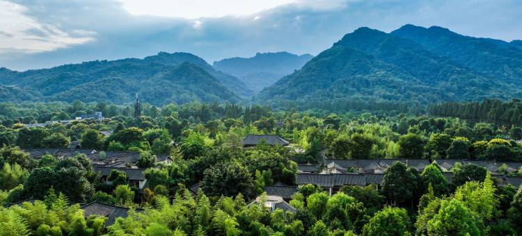 青城山六善酒店图片