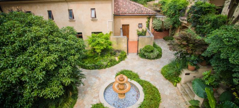 上海旭辉圆石滩酒店图片