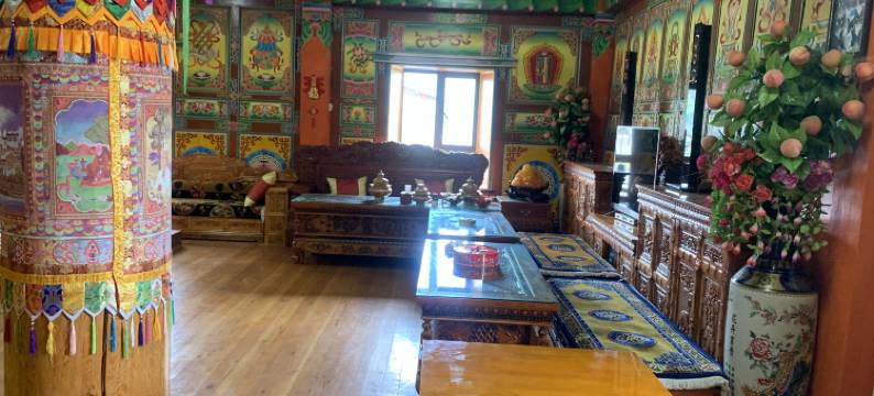 香格里拉巴适民宿图片