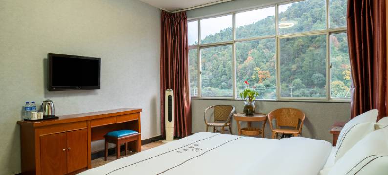 楚雄德亚酒店图片