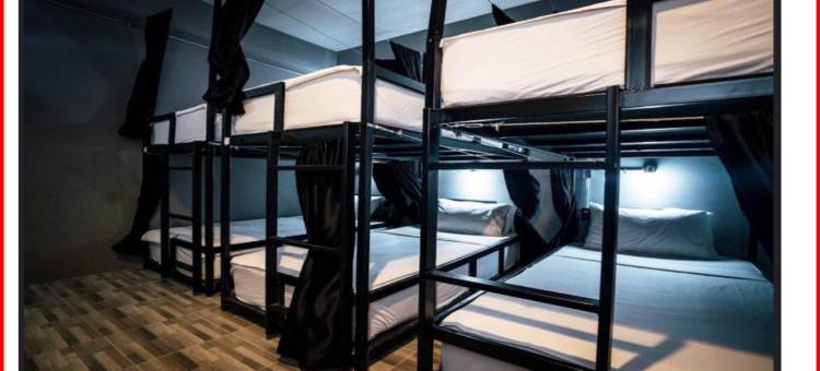 OYO 75459-3 Plus 1 Hostel Phuket图片