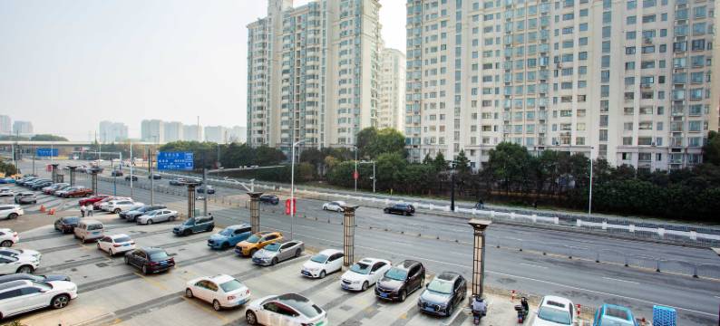 网鱼电竞酒店(上海松江万达店)图片