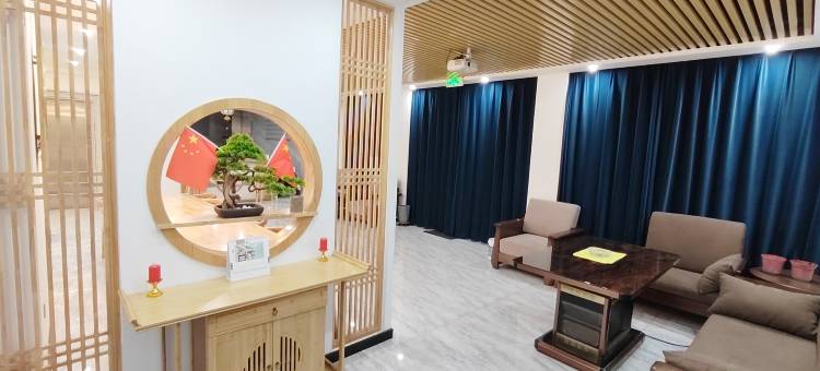 玖梧居民宿(新田360广场店)图片