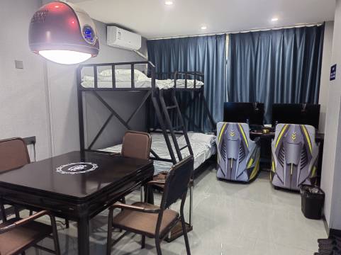 枫夜电竞酒店(新干火车站店)