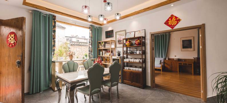 浪漫花涧山客草堂民宿图片