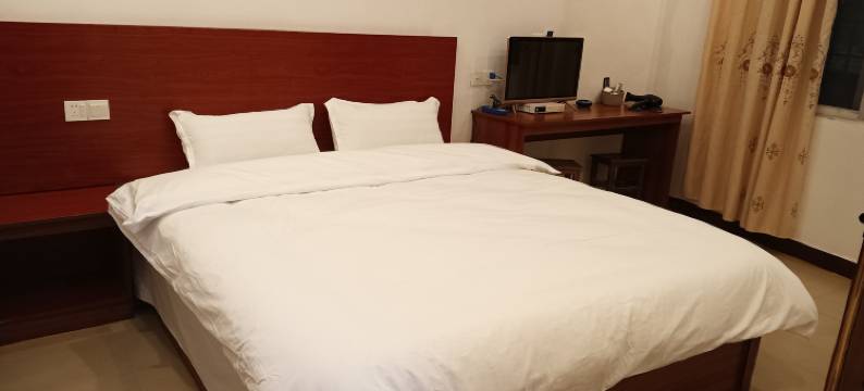 广南大榕树下民宿图片