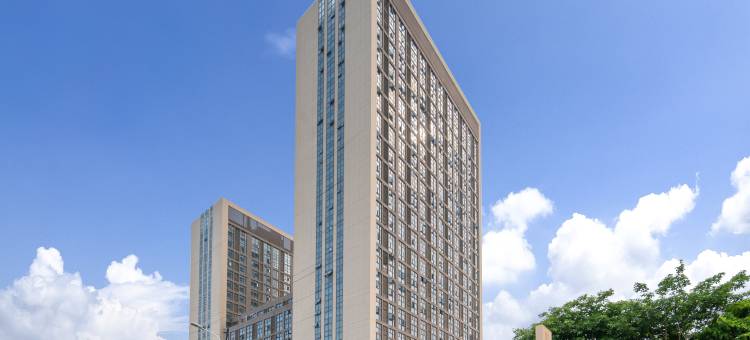 在路上速泊公寓(华天涉外职业技术学院南洋职业学院店)图片