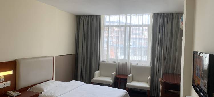 紫宸酒店(黄冈大润发店)图片