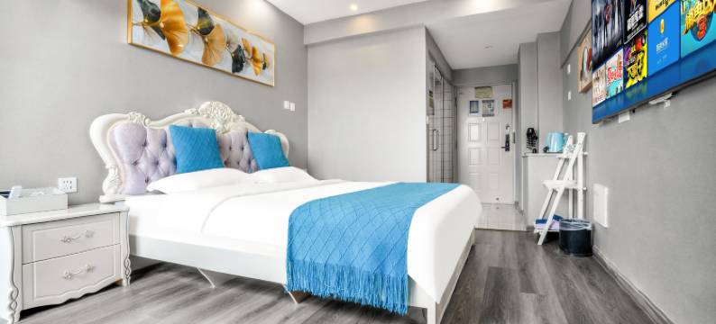 昆明晨晖个性酒店(昆明高铁南站第七街区店)图片