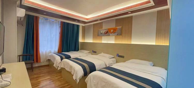 雅江天仙湖大酒店(318国道店)图片