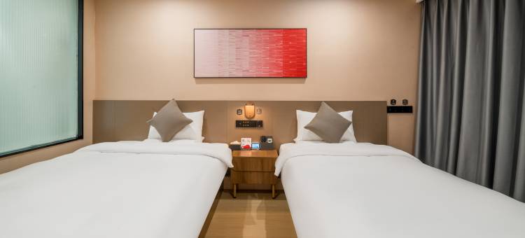 尚客优悦酒店(福州三坊七巷东街口地铁站店)图片