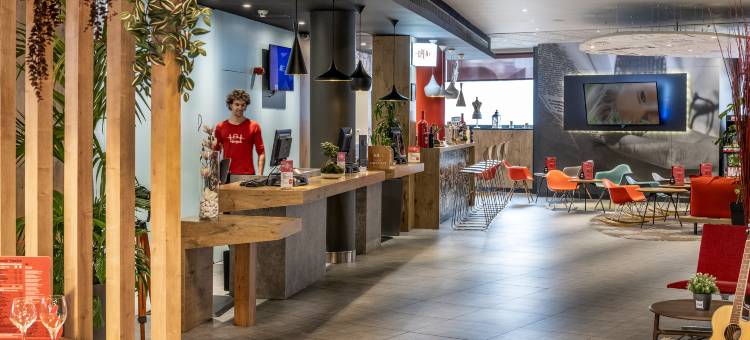 马德里巴拉哈斯机场宜必思酒店(Ibis Madrid Aeropuerto Barajas)图片