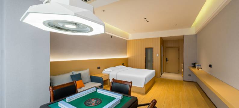 柏城大酒店(麓谷国际工业园长丰地铁站店)图片