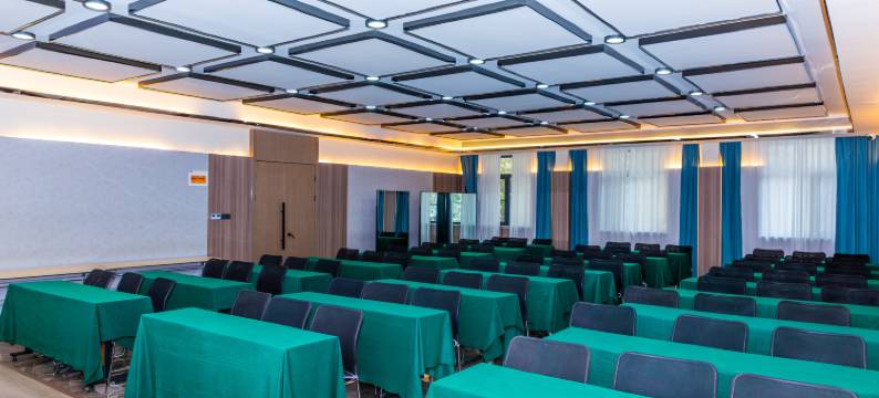 济南前沿雁航酒店图片