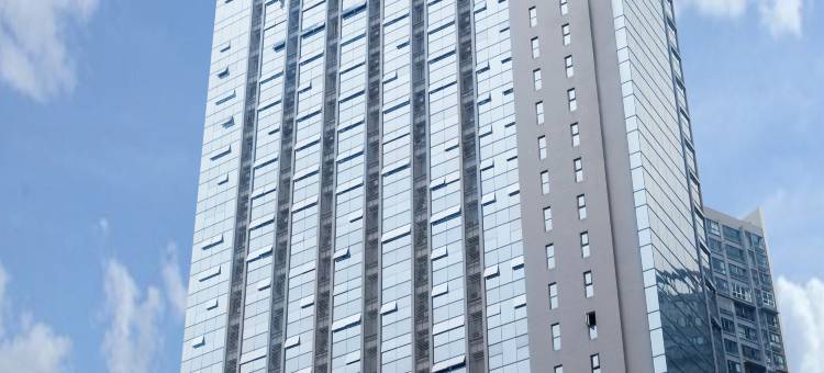 云孚里酒店(自贡彩灯公园梵华购物广场店)图片