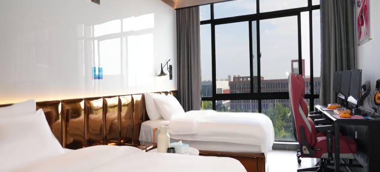 粤塔TOP·PLAY电竞酒店(淮安大学城奥体中心店)图片