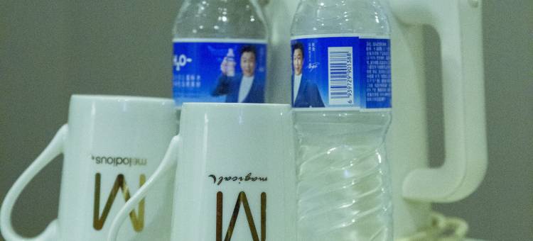 长城主题酒店(蒲城中心广场店)图片