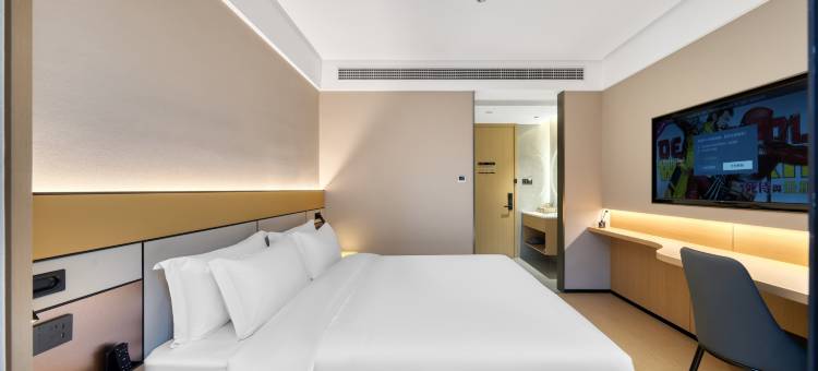 台州陈居酒店(台州高铁站体育中心店)图片