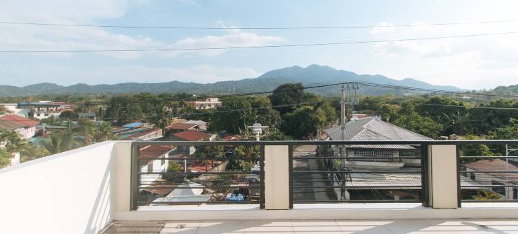 RedDoorz @ Aerial Hotel Los Baños图片