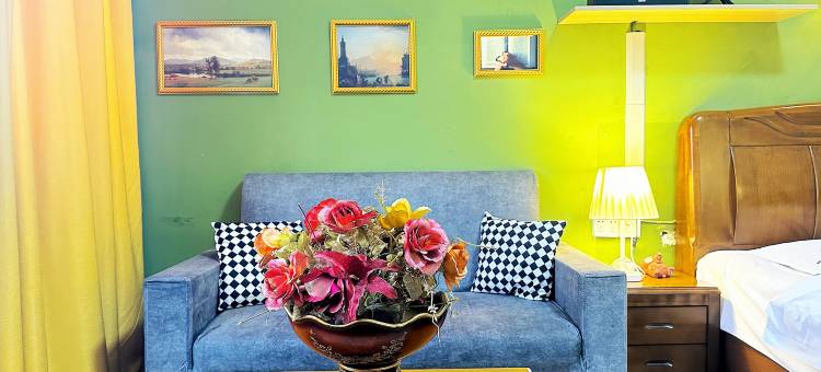 岑巩蜗牛之家酒店图片