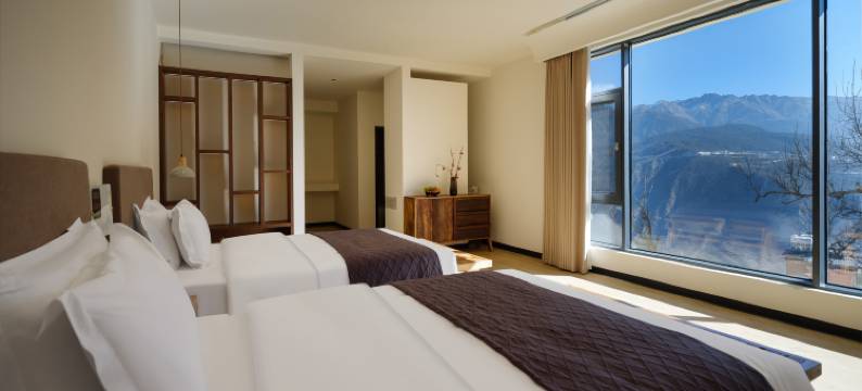 德钦藏山云居酒店(飞来寺景区店)图片