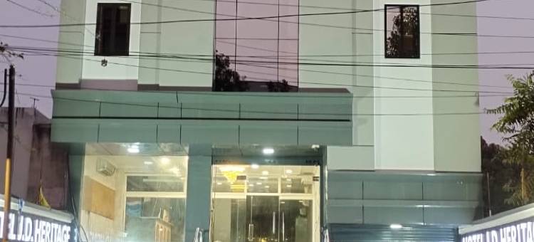 位于巴雷利的1卧室公寓-平方米|带1个独立浴室(JD Heritage Inn)图片