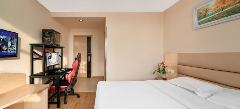 美娱·星峰电竞酒店(济南商河爱琴海购物公园店)图片