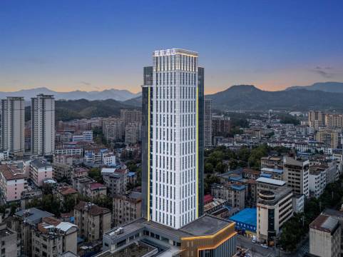 麗枫酒店(咸宁温泉中心花坛店)