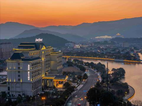 宁波溪口曼特丽豪生大酒店