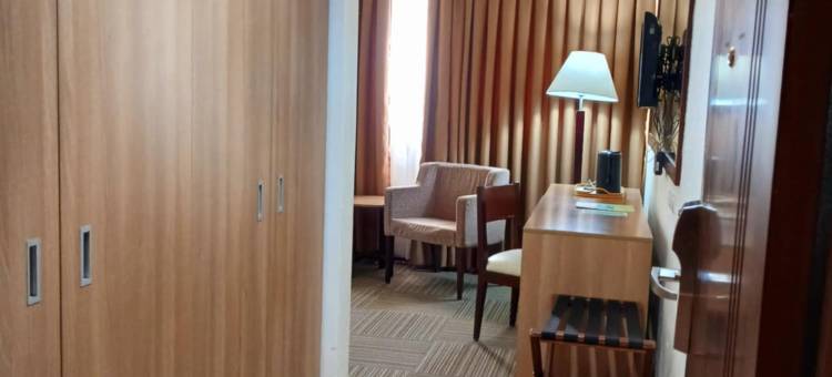 多赫拉酒店(Dohera Hotel)图片