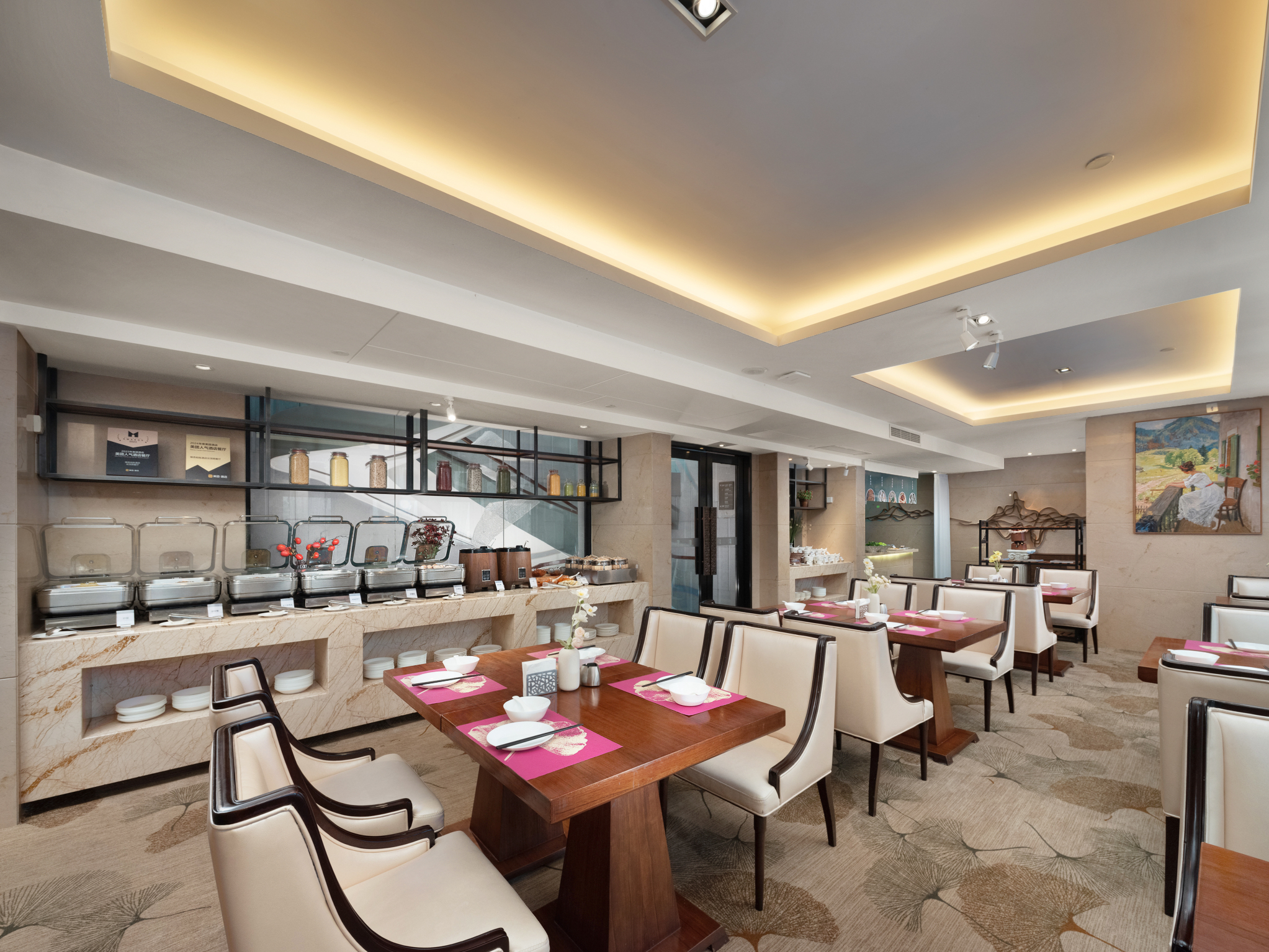 Paxton Park Hotel Over view